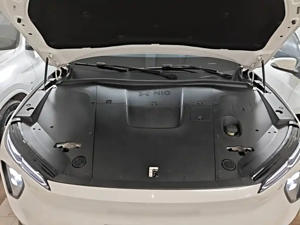 NIO ES6 — миниатюра 20