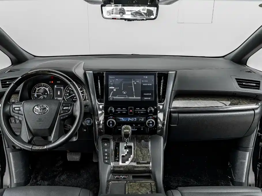 Toyota Vellfire — миниатюра 34