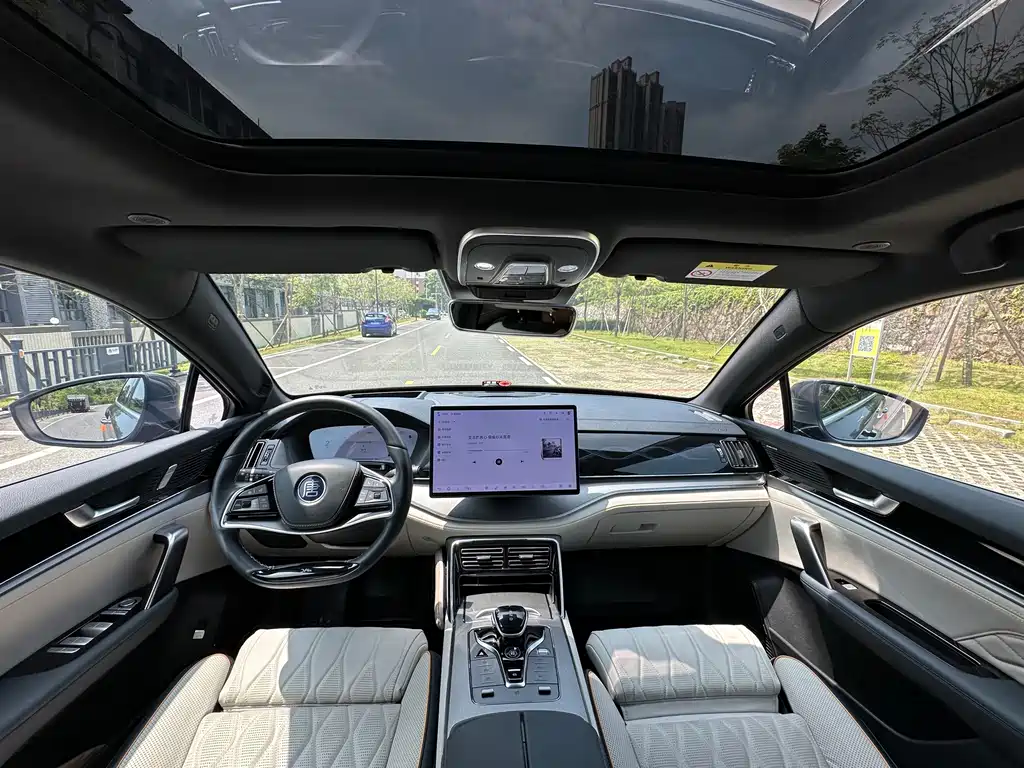 BYD Tang New Energy — миниатюра 5