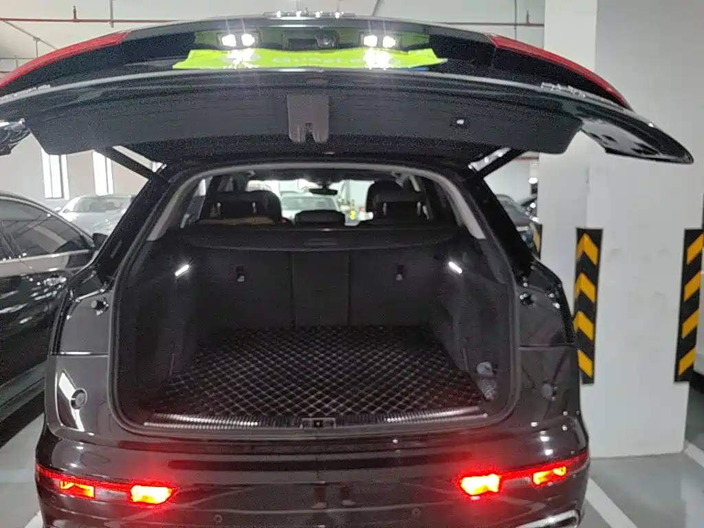 Audi Q5L — миниатюра 19