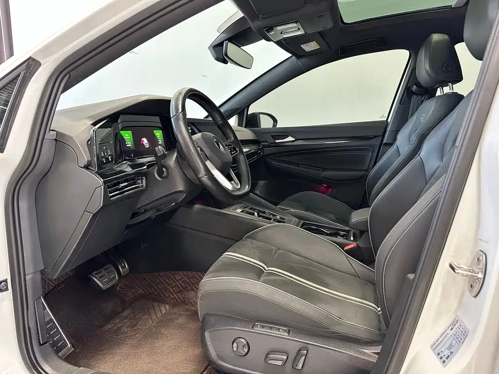 Volkswagen Golf 2021 280TSI DSG R-Line