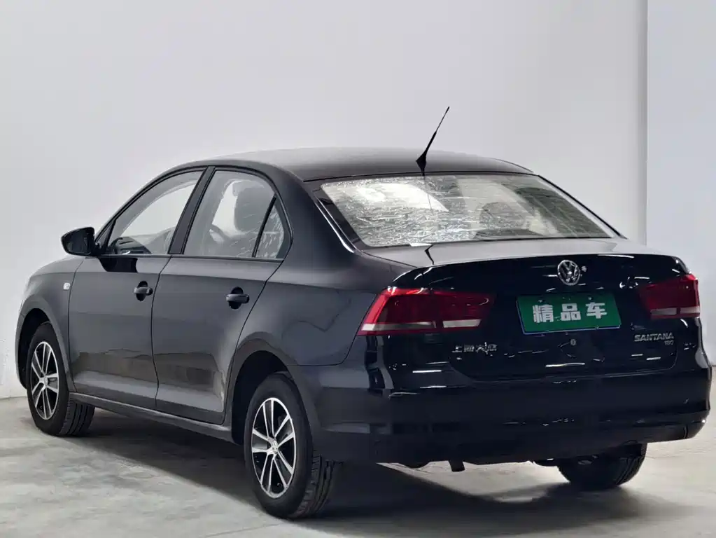 Volkswagen Santana — миниатюра 6