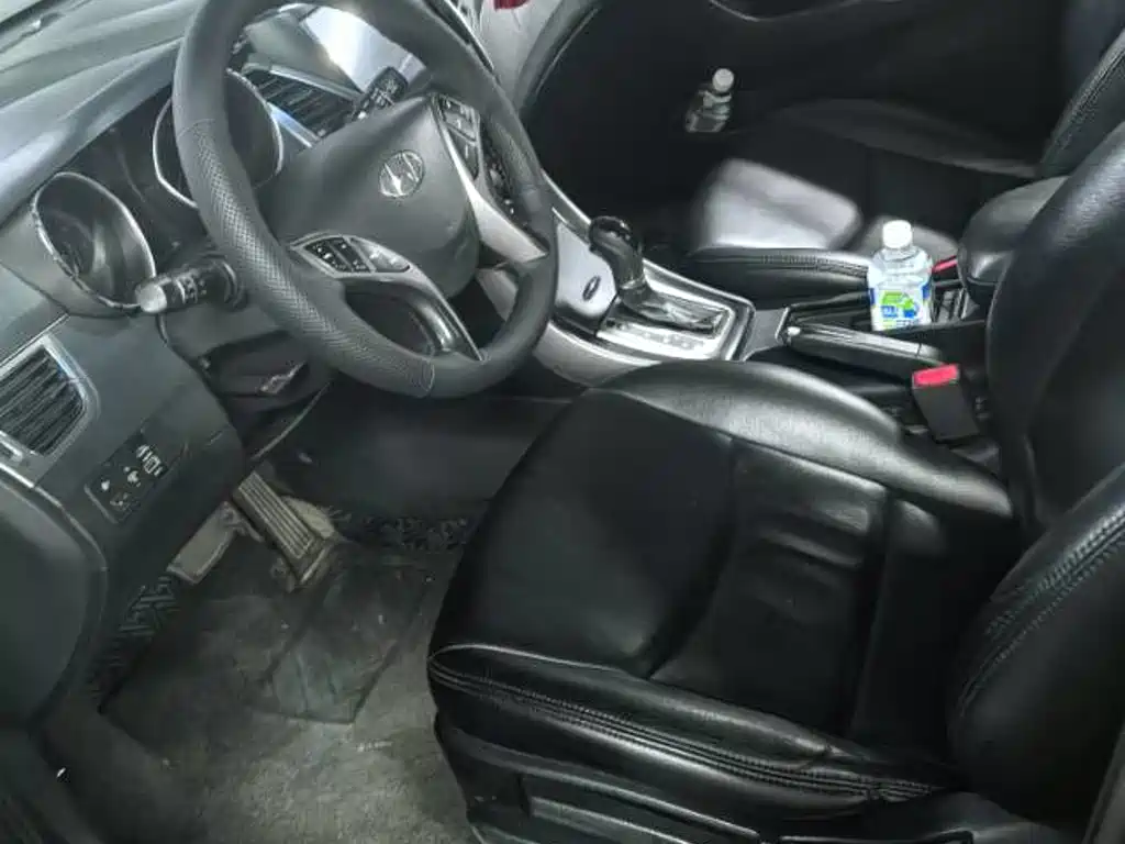 Hyundai Elantra Langdong — миниатюра 4