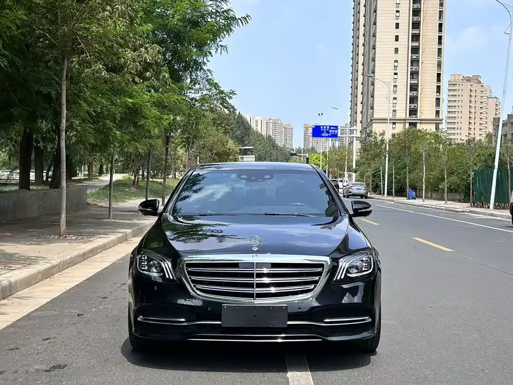Mercedes-Benz S-Class 2020
