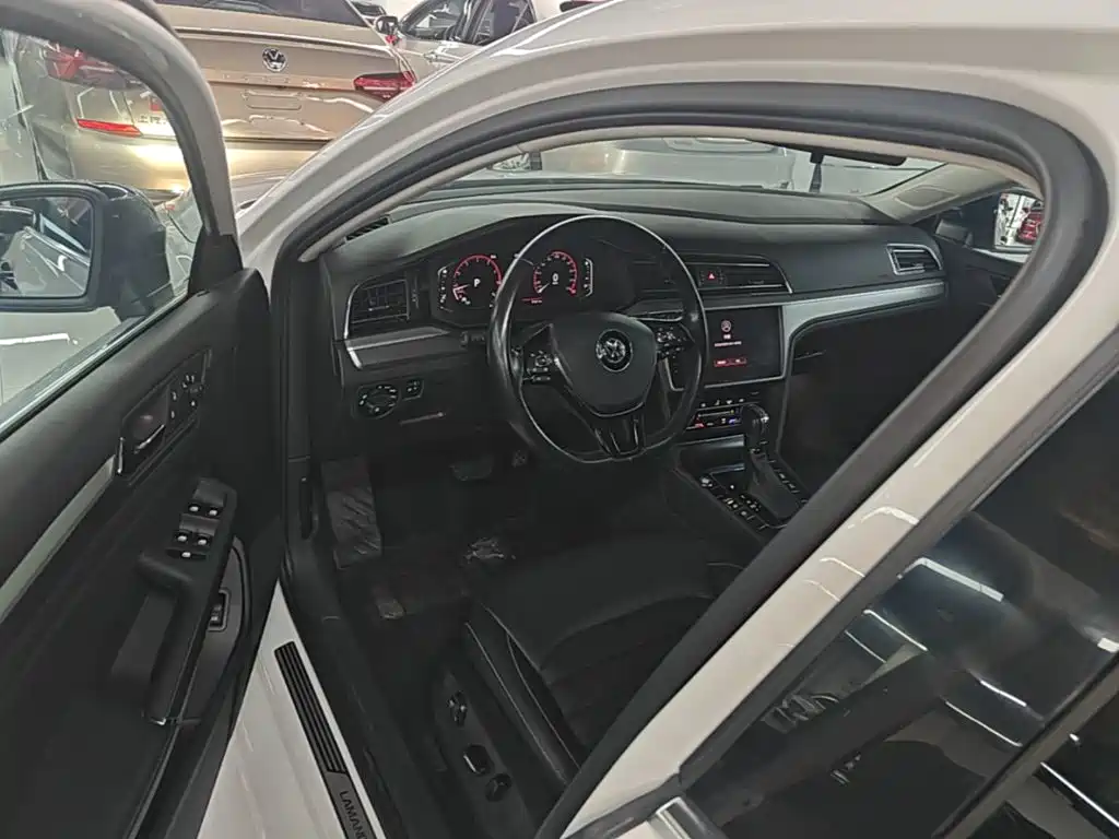 Volkswagen Lamando — миниатюра 16