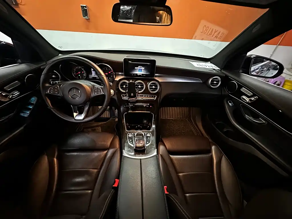Mercedes-Benz GLC 2019 GLC 260 L 4MATIC Luxury