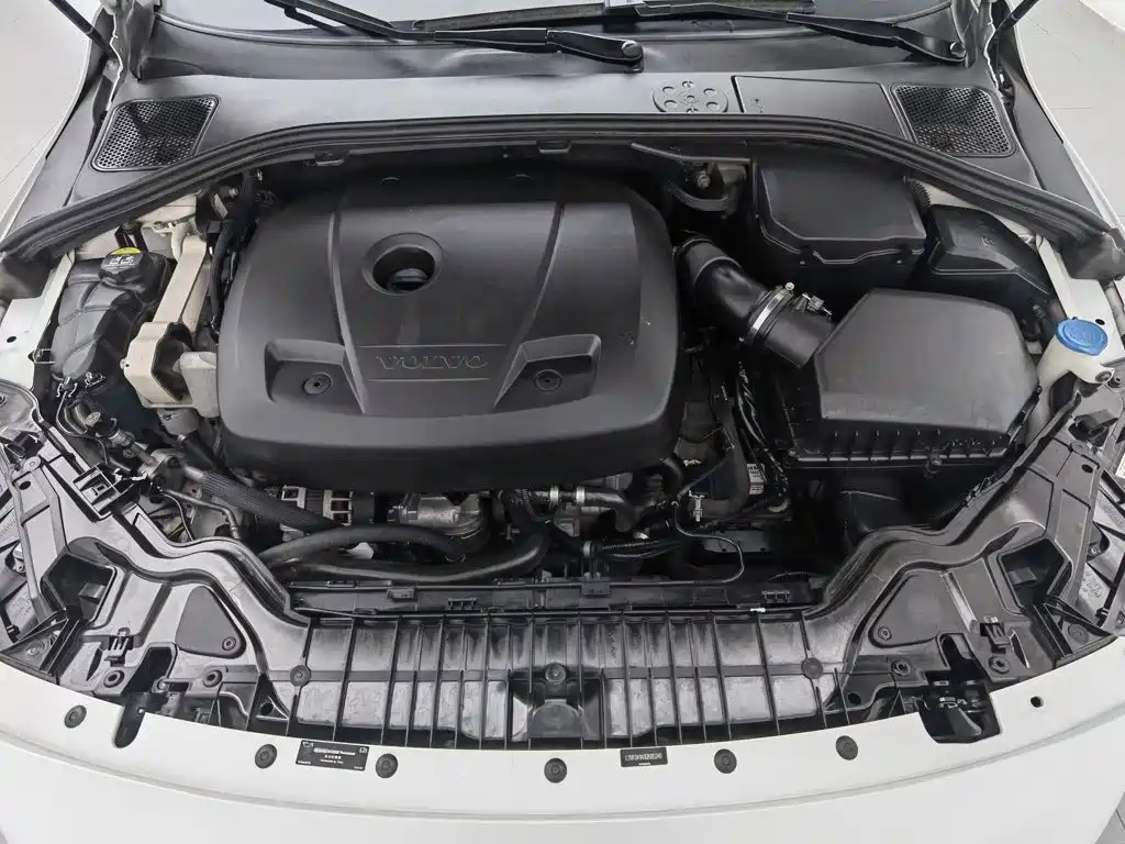Volvo S60 — миниатюра 6