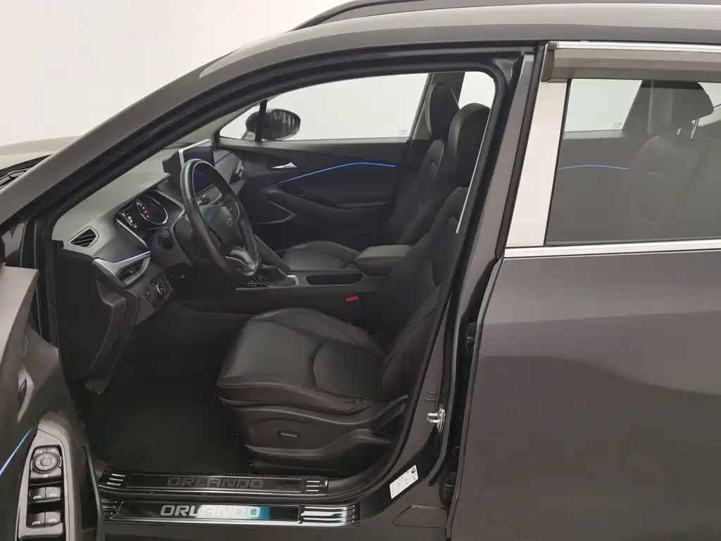 Chevrolet Volando — миниатюра 10