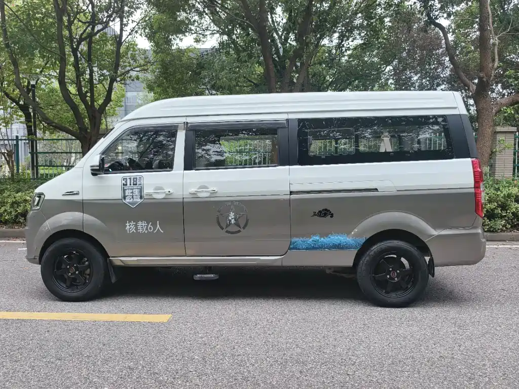 Jinbei Hiace S — миниатюра 3