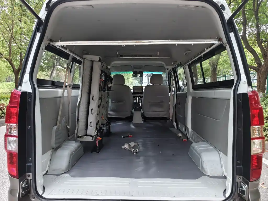 Jinbei Hiace S — миниатюра 11