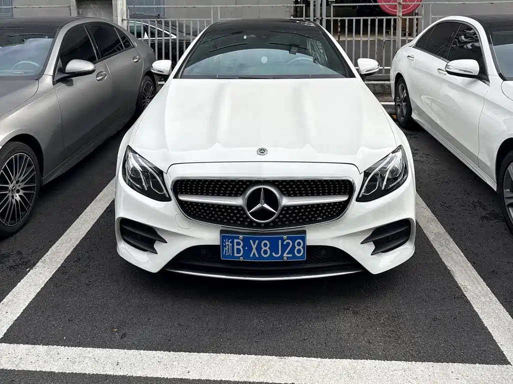 Mercedes-Benz E-Class (Import) — миниатюра 2