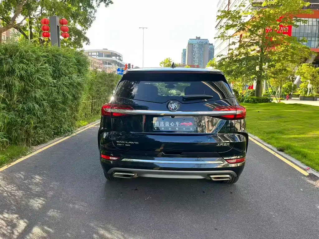 Buick Enclave — миниатюра 6