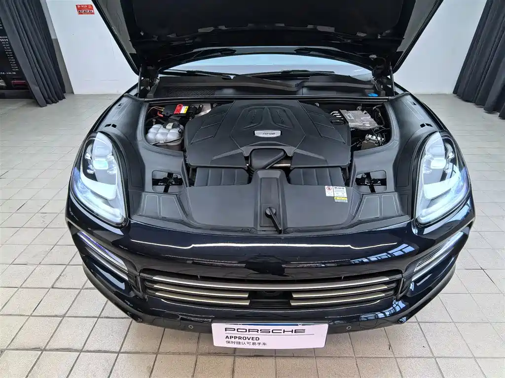 Porsche Cayenne — миниатюра 25