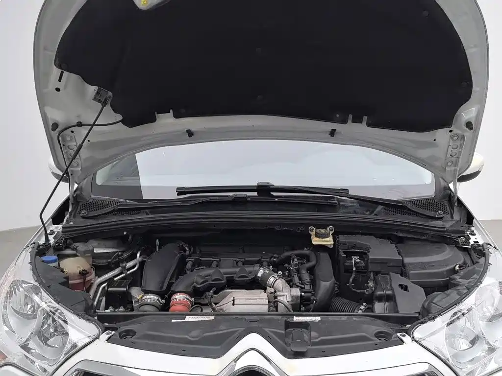 Citroen C4L — миниатюра 6