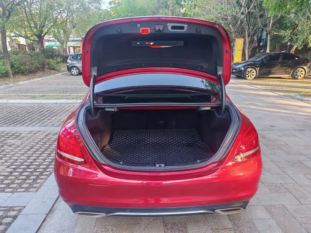Mercedes-Benz C-Class — миниатюра 29