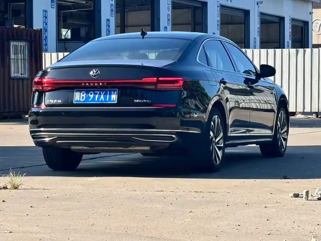 Volkswagen Passat — миниатюра 6