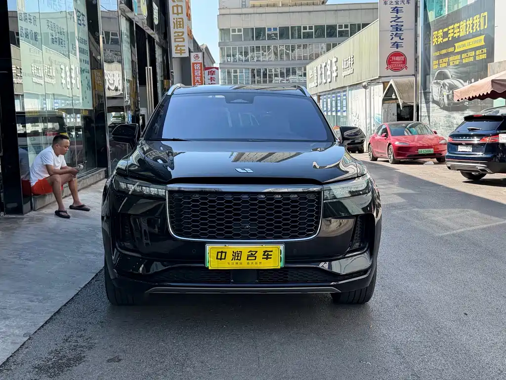 Li Auto Li ONE — миниатюра 2