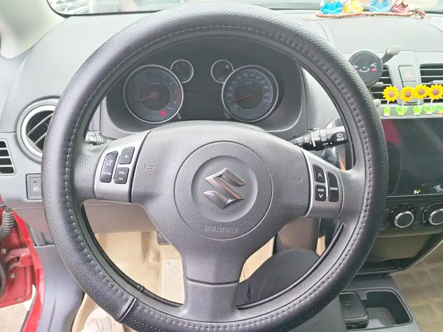 Suzuki SX4 — миниатюра 15