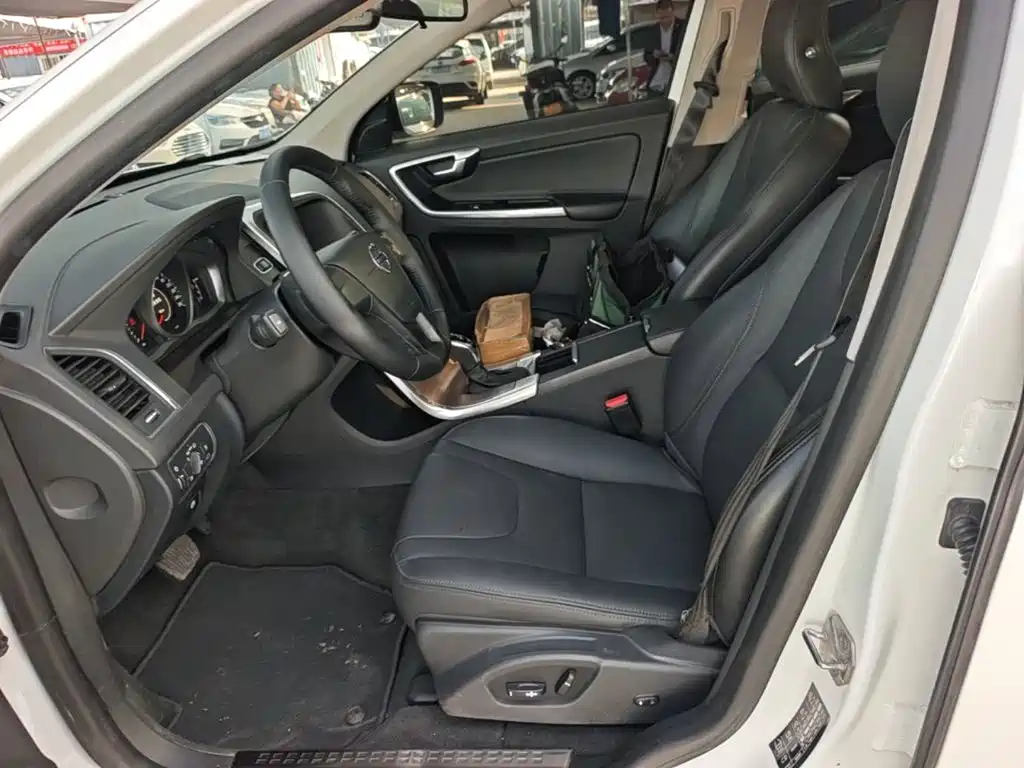 Volvo XC60 — миниатюра 15