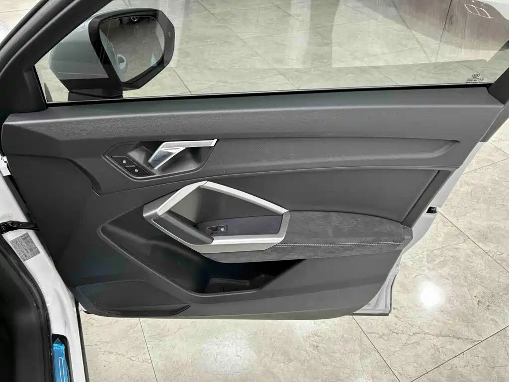 Audi Q3 — миниатюра 17