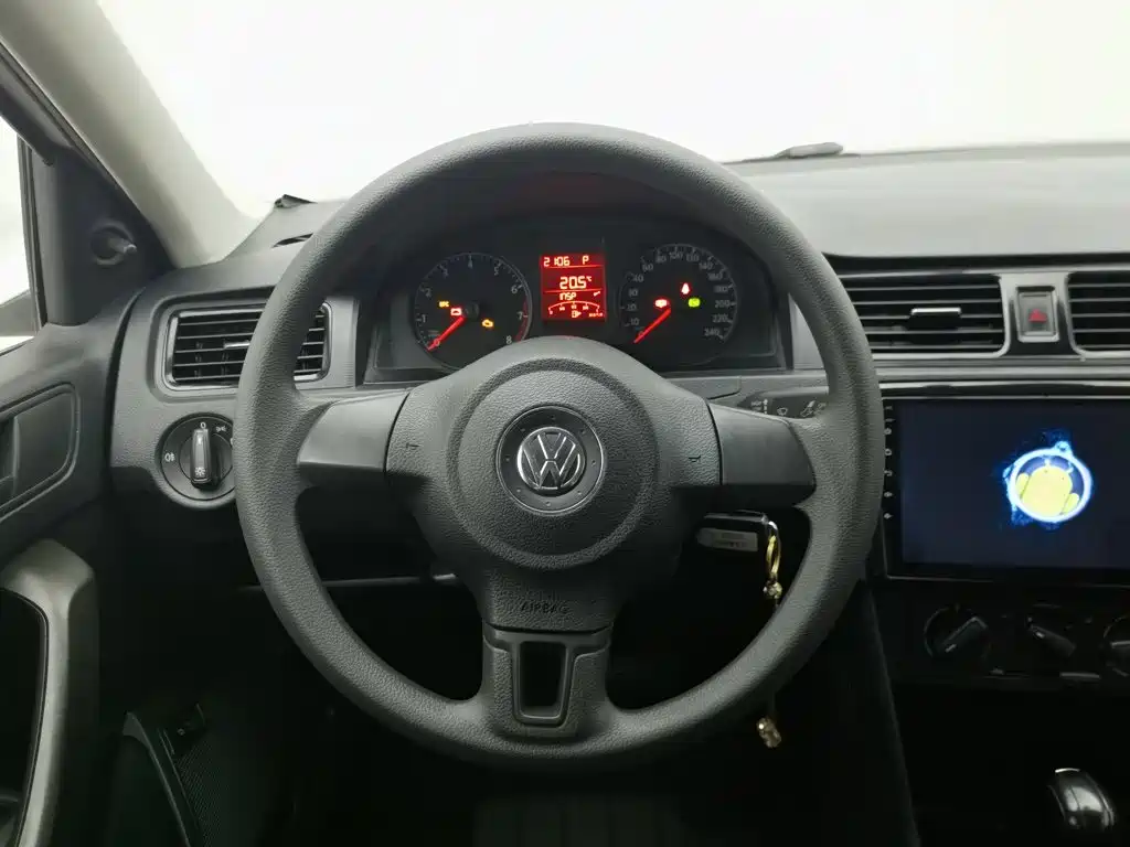 Volkswagen Santana — миниатюра 11