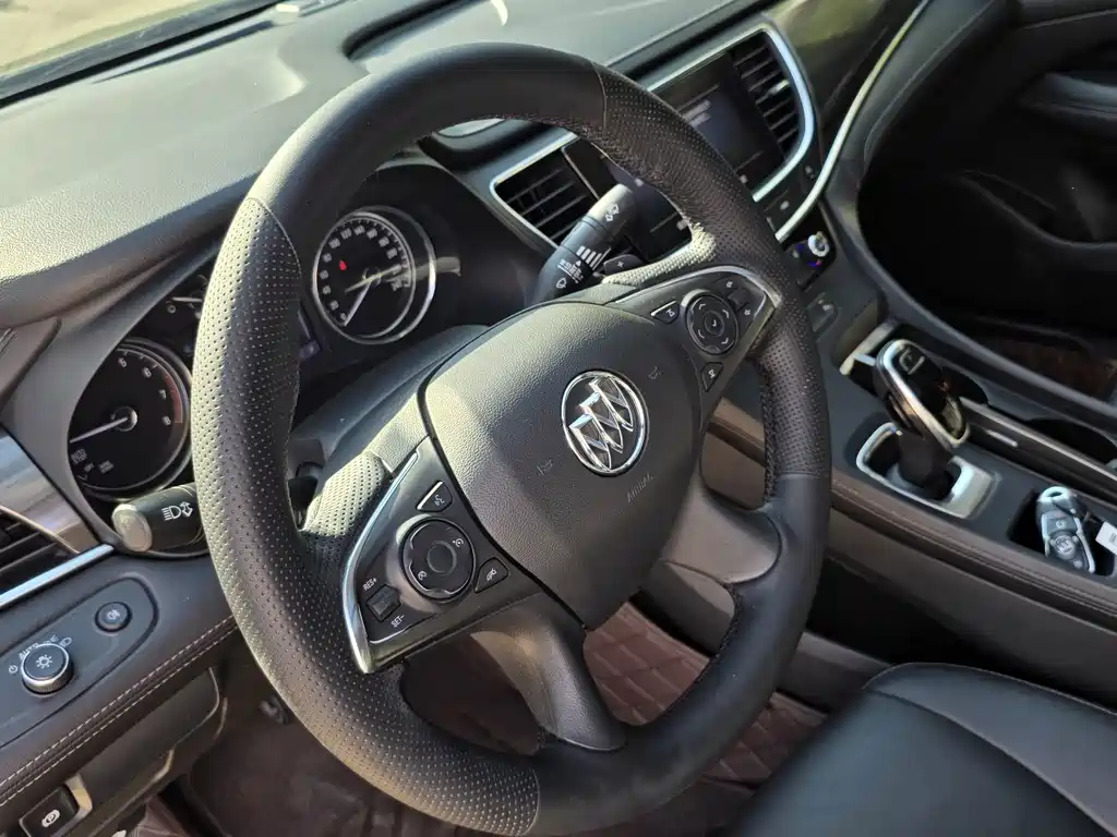 Buick LaCrosse — миниатюра 15