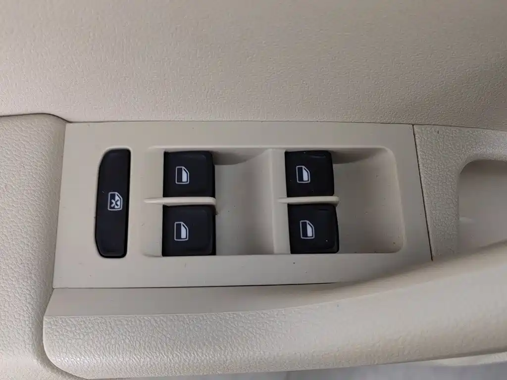 Skoda Octavia — миниатюра 9
