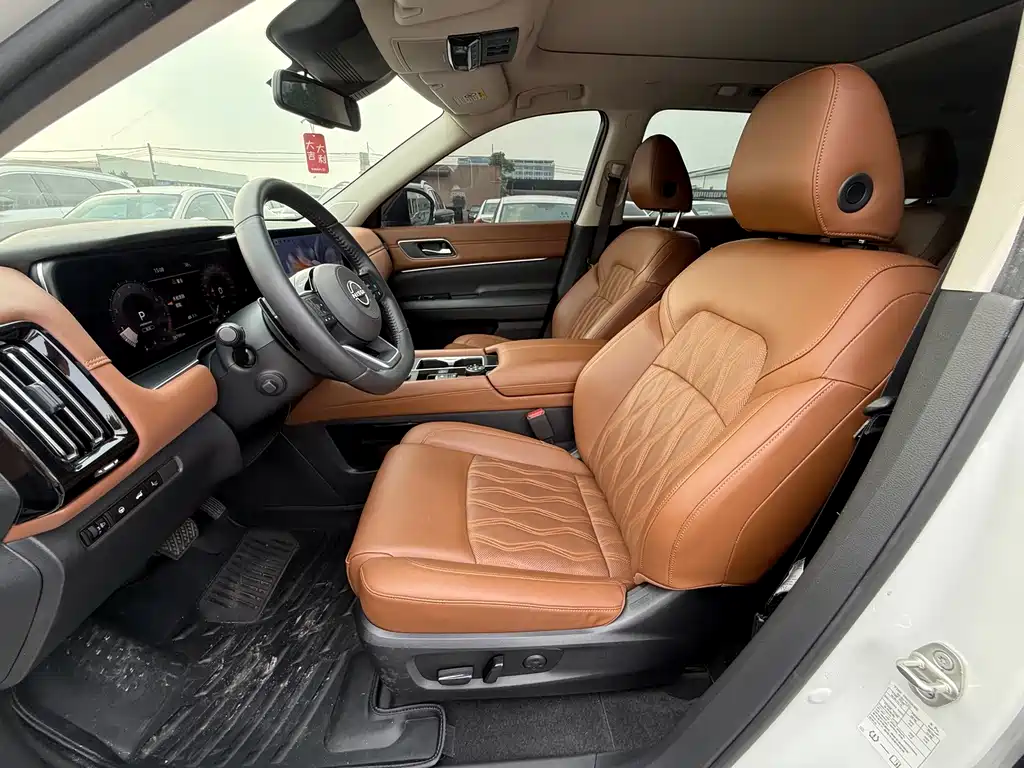 Nissan Teramont — миниатюра 6