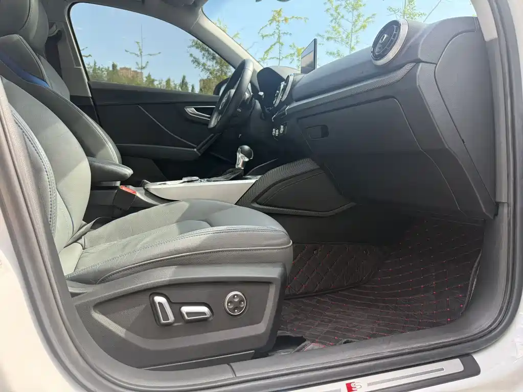 Audi Q2L — миниатюра 9