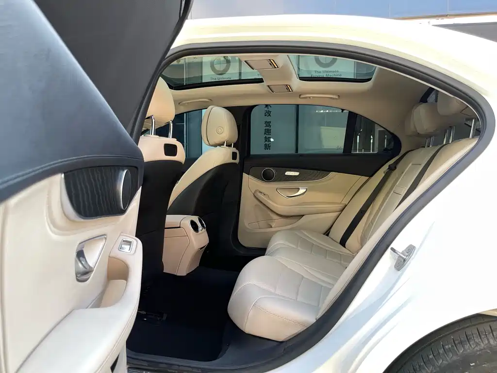 MERCEDES-BENZ C CLASS