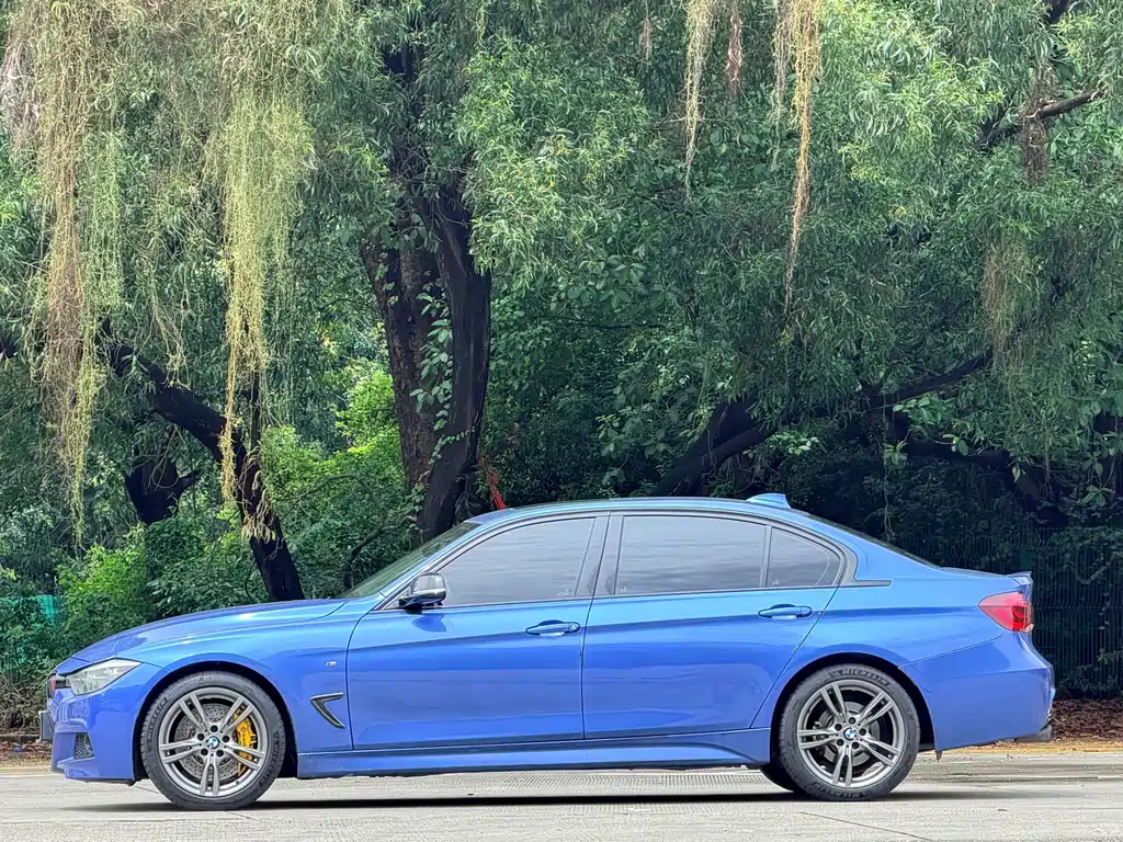 BMW 3 Series — миниатюра 7
