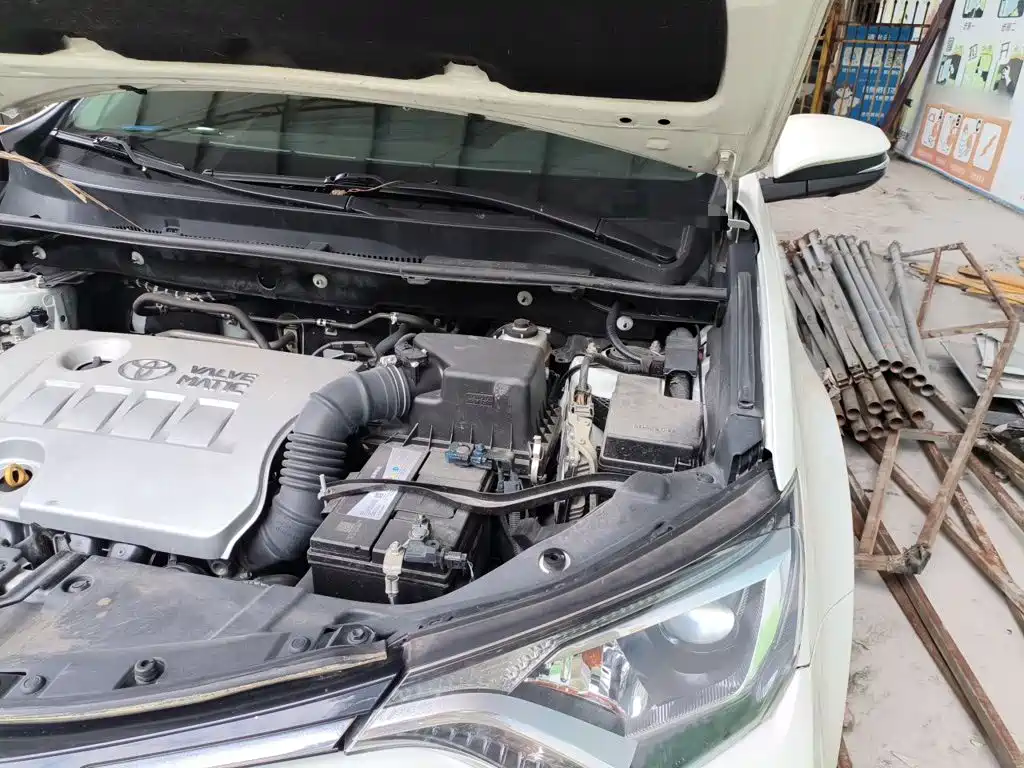 Toyota RAV4 — миниатюра 22