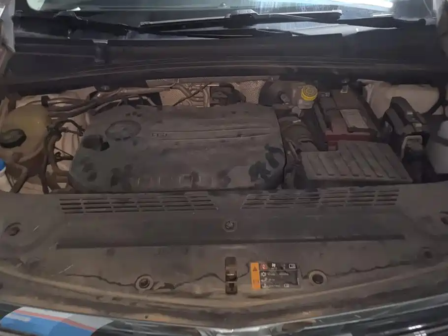 Roewe iMAX8 2022 400TGI Flagship