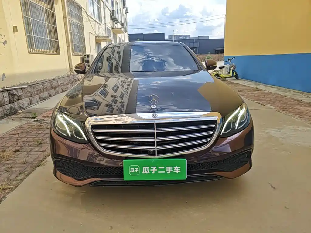 Mercedes-Benz E-Class — миниатюра 3