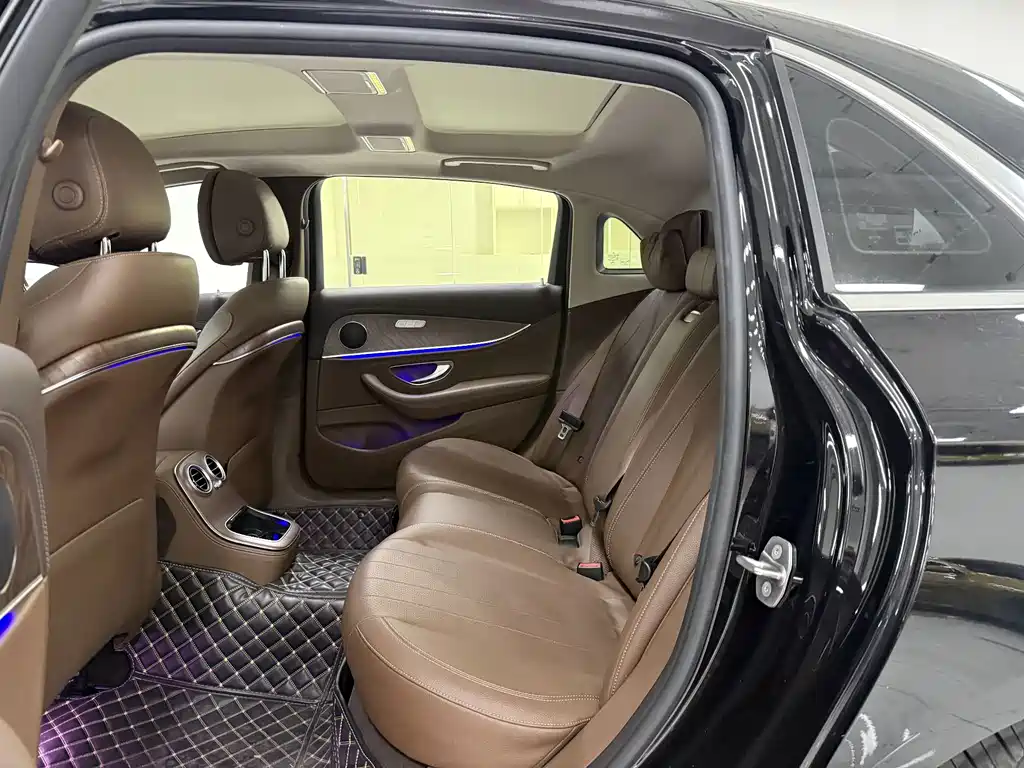 Mercedes-Benz E-Class New Energy — миниатюра 13