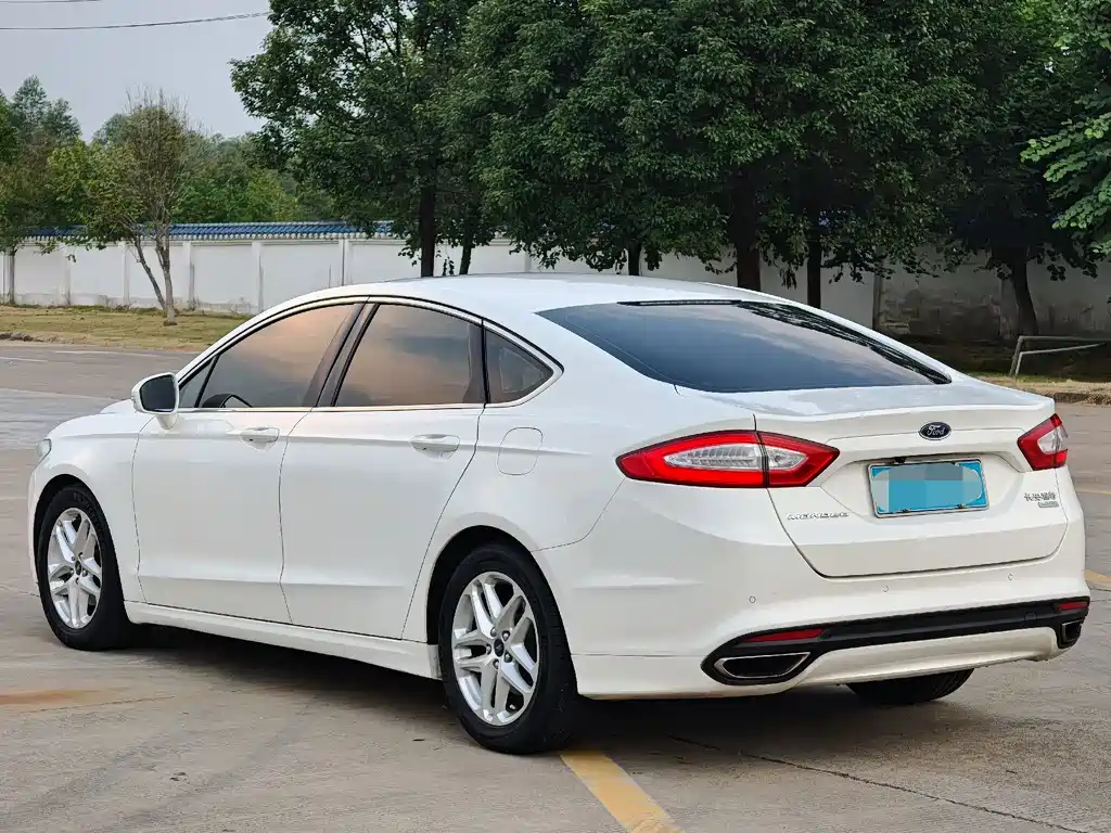 Ford Mondeo — миниатюра 4