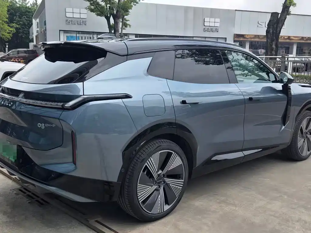 Lynk & Co 08 EM-P — миниатюра 3