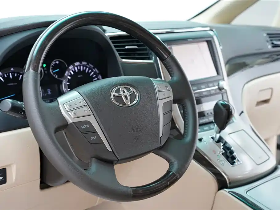 Toyota Alphard 2012 3.5L Luxury