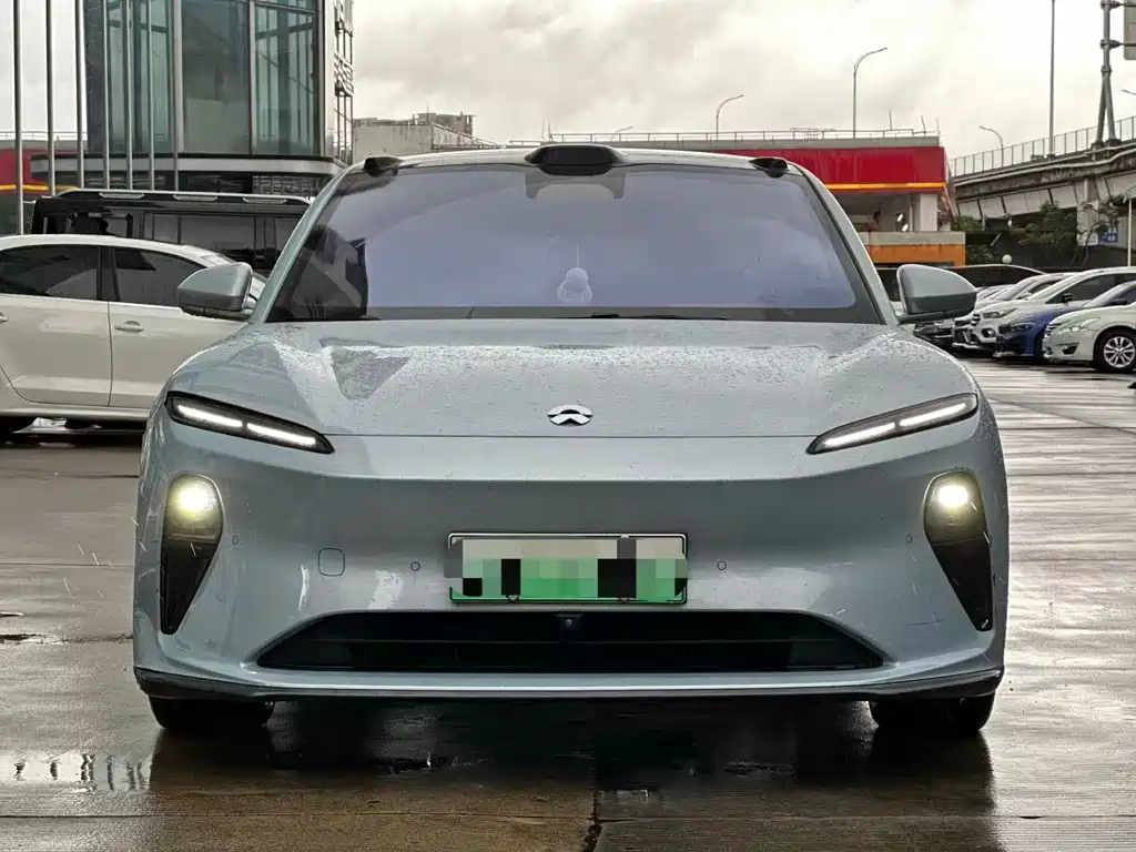NIO ET5T — миниатюра 2