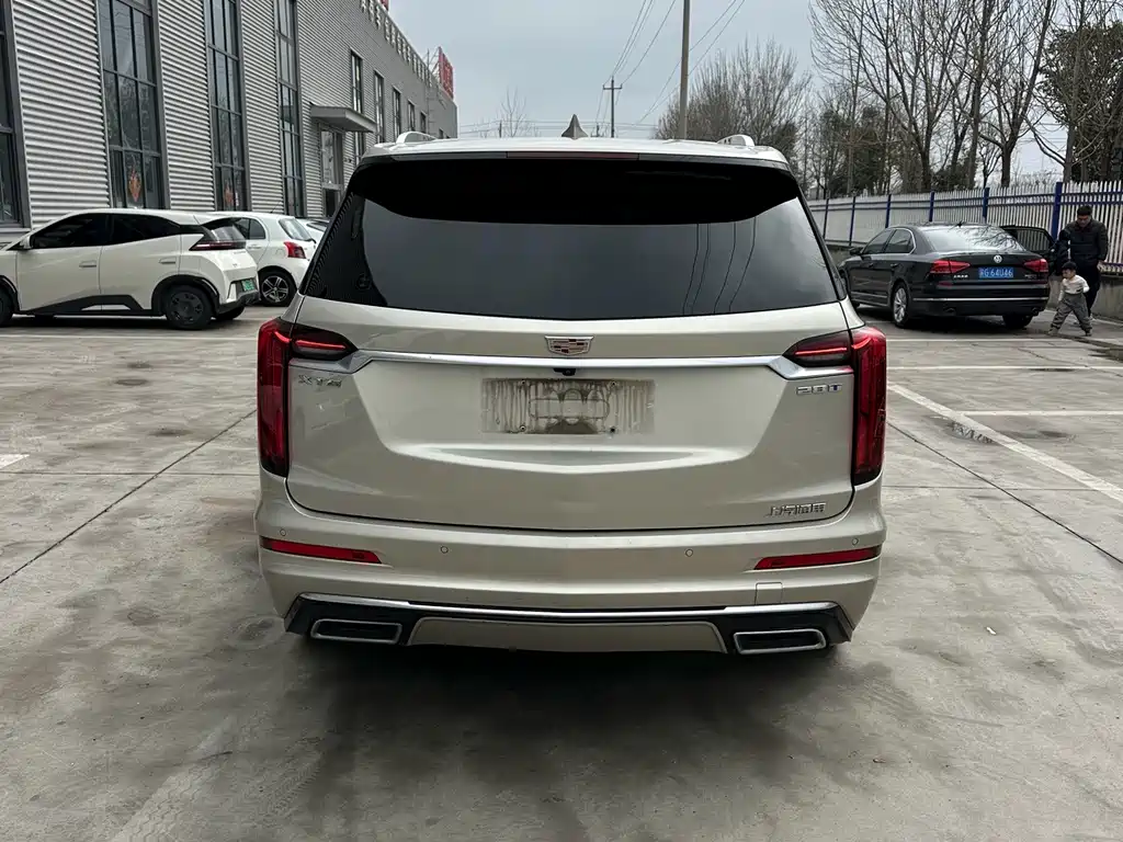 Cadillac XT6 — миниатюра 7
