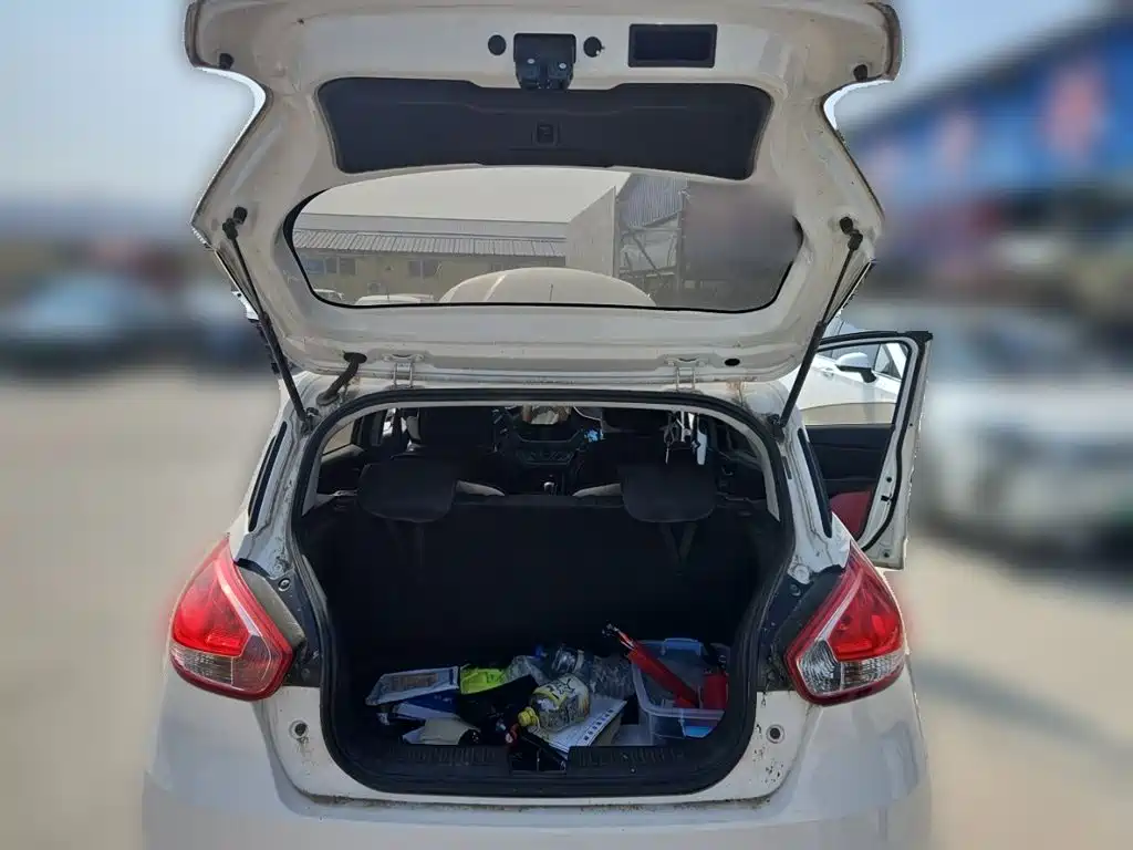 Baojun 310 — миниатюра 15