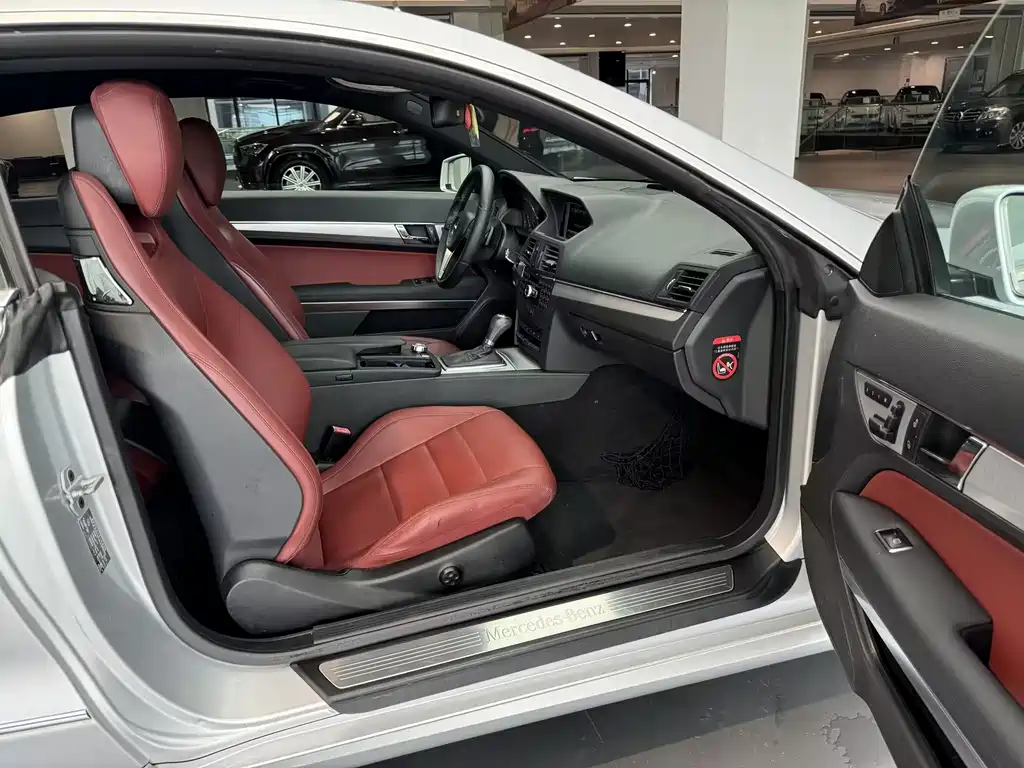 Mercedes-Benz E-Class (Import) — миниатюра 11