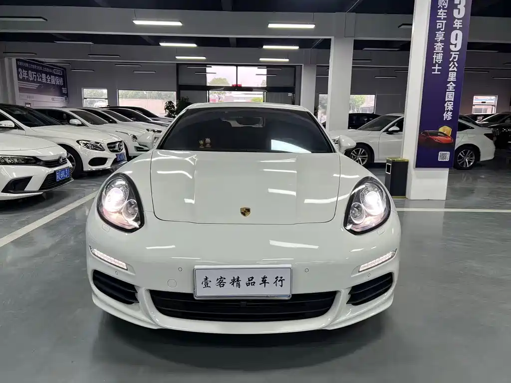Porsche Panamera — миниатюра 2
