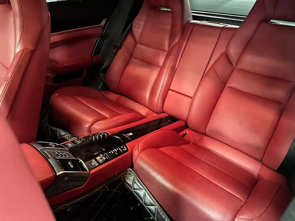 Porsche Panamera — миниатюра 5