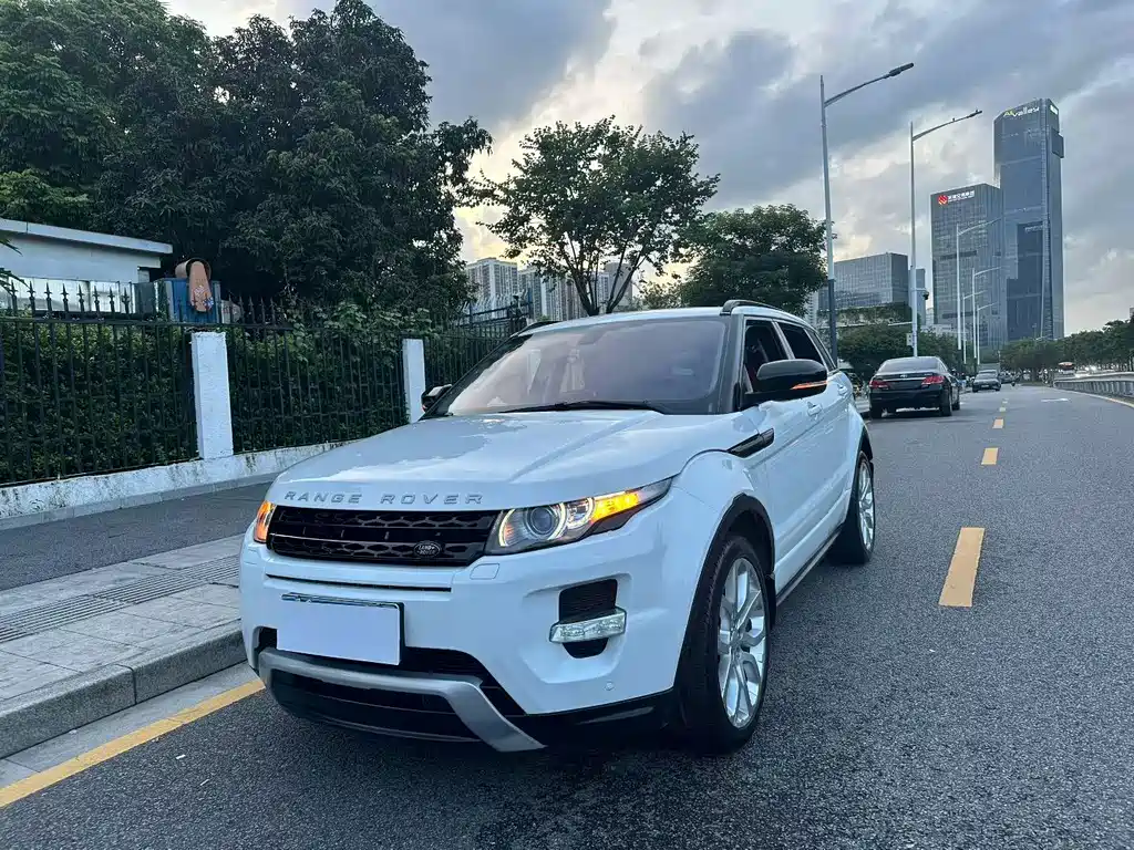 Land Rover Evoque (Import)