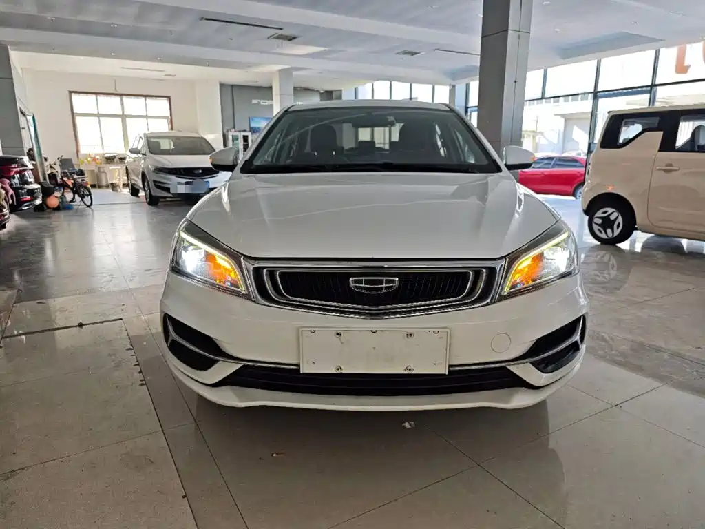 Geely Emgrand — миниатюра 3