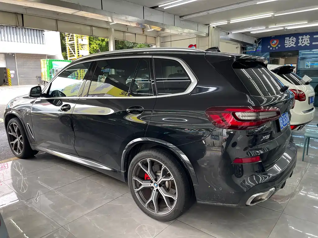 BMW X5 — миниатюра 3