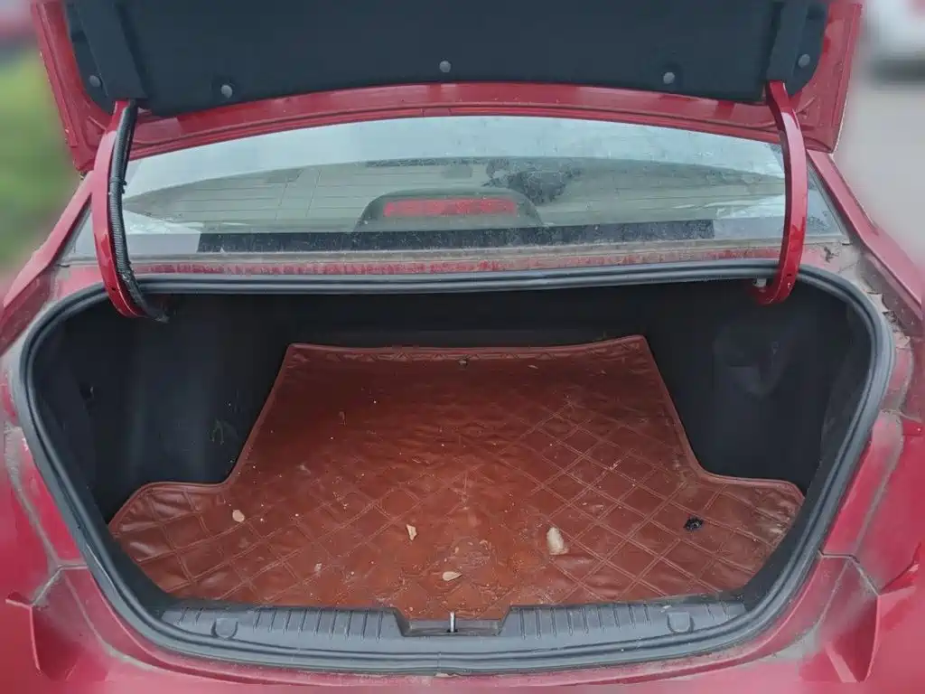 Chevrolet Cruze — миниатюра 20