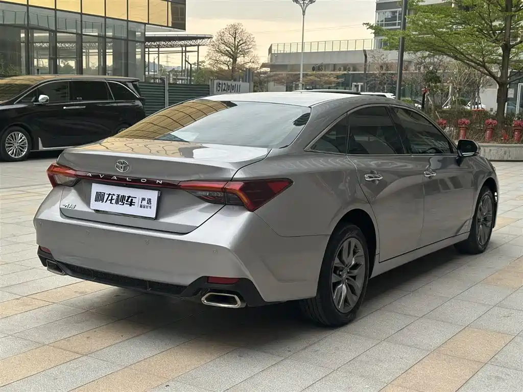 TOYOTA ASIAN DRAGON