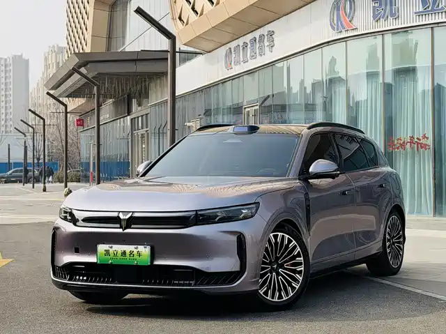 VOYAH LAN TU FREE 2025